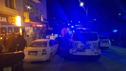 Yaşlı adam metrelerce yükseklikten beton zemine çakıldı