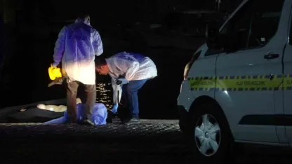 30 metrelik falezlerden düşen kadın hayatını kaybetti