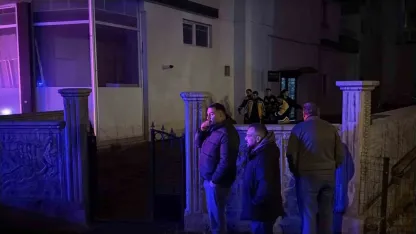 Ağabeyini ve babasını öldüren 15 yaşındaki çocuk tutuklandı