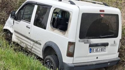 Samsun'da araç su kanalına düştü!