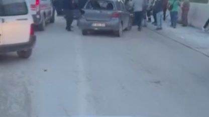 Otomobille çarpışan motosiklet sürücüsü hayatını kaybetti