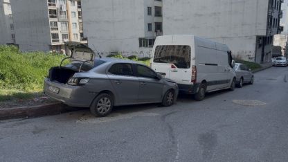 İçinde 16 öğrencinin bulunduğu servis minibüsünün freni boşaldı