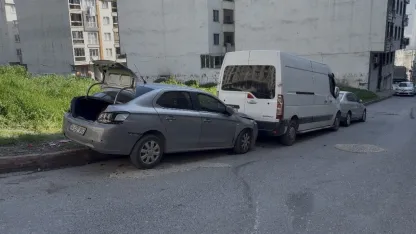 İçinde 16 öğrencinin bulunduğu servis minibüsünün freni boşaldı