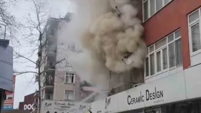 8 katlı apartman alevlere teslim oldu! 4 kişi dumandan etkilendi