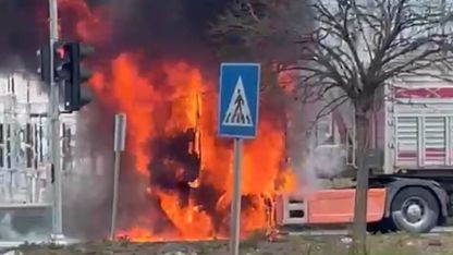 Samsun’da seyir halindeki tır alevlere teslim oldu