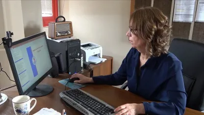 Samsunlu uzman uyardı:  Sosyal medya evlilikleri yıpratıyor