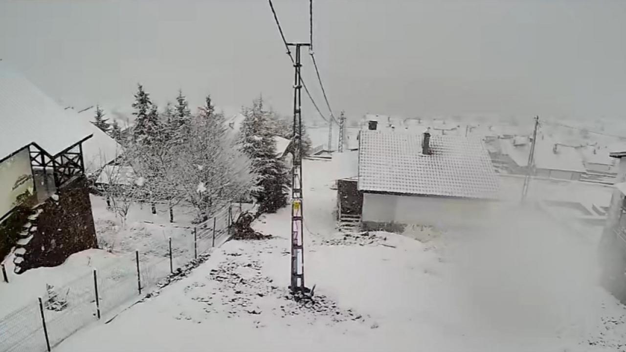 Ankara'da kar yağdı! 30 Mart Pazartesi okullar tatil mi?