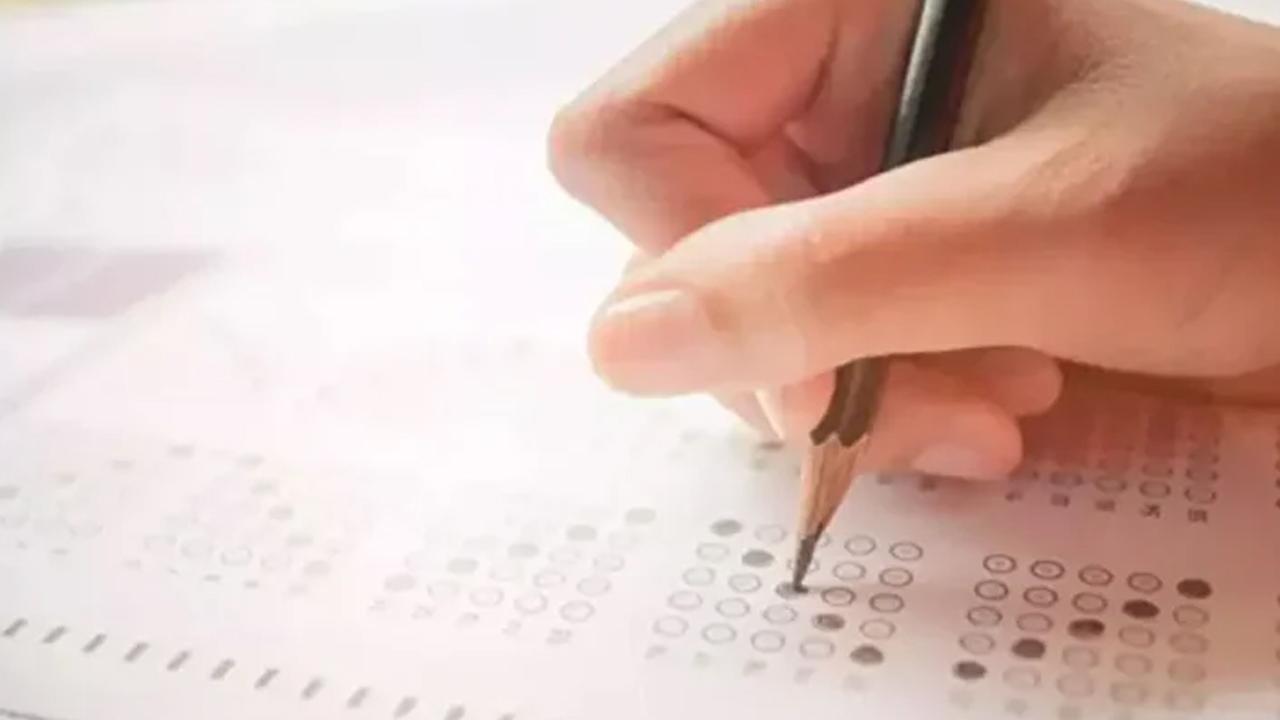 AÖF bahar dönemi sınav takvimi açıklandı! Vize ve final tarihleri netleşti