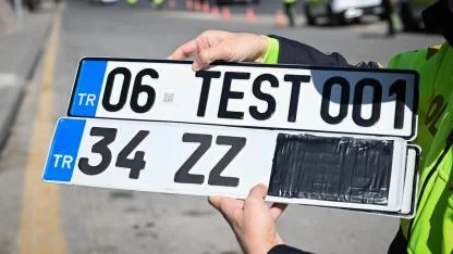 APP plakada son dakika!