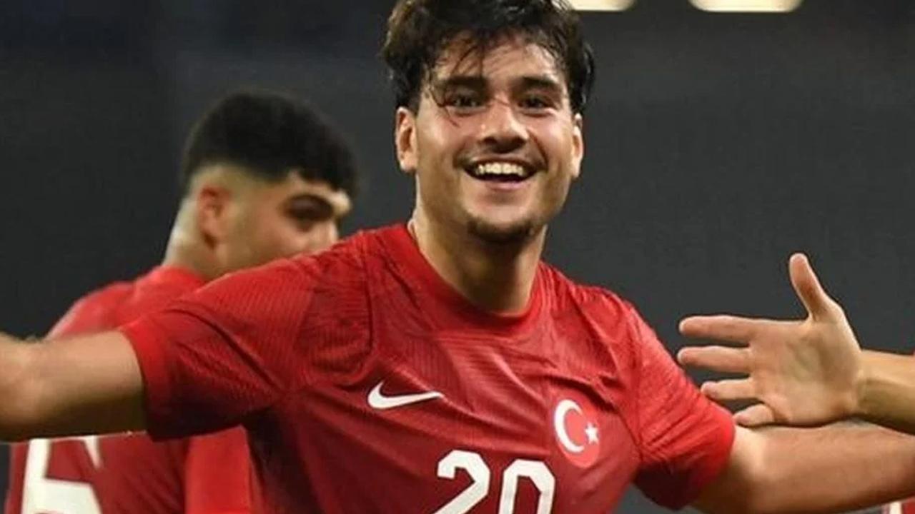 Aral Şimşir sakatlandı mı?