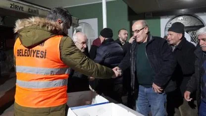 Atakum Belediyesi'nden vatandaşlara lokma ikramı