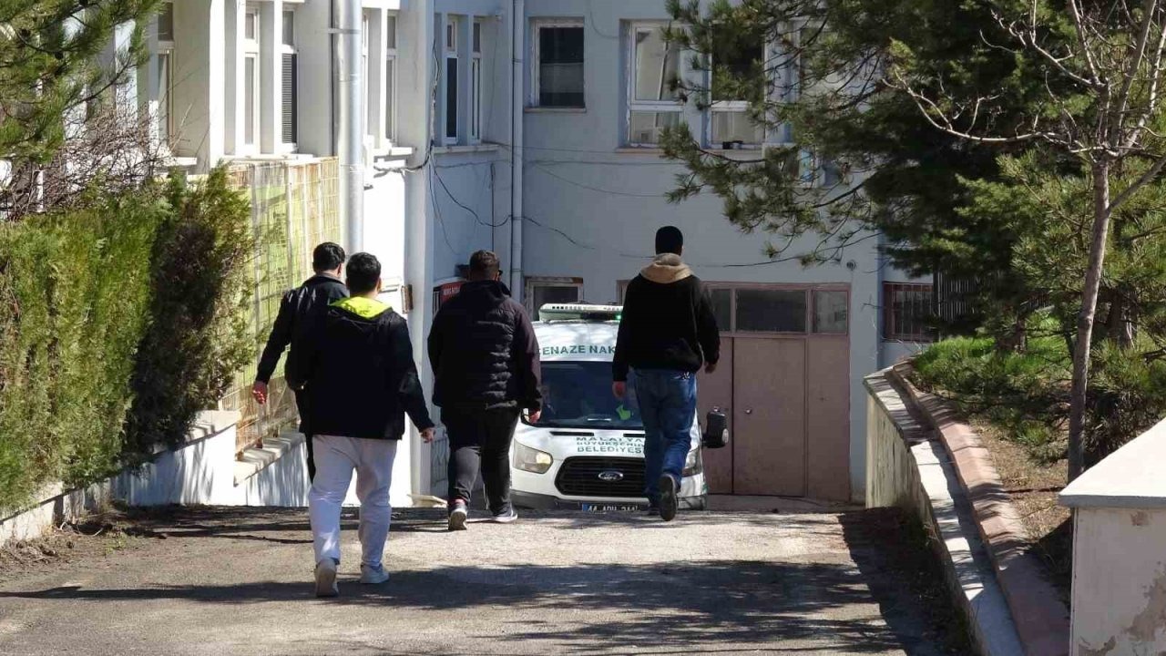 Babasını öldüren zanlı yakalandı