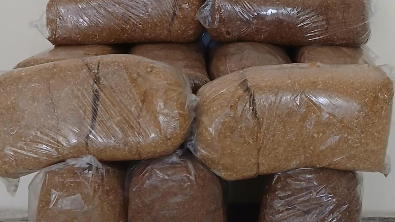 Bafra’da kaçak tütün ve makaron baskını