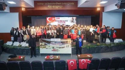 Canik’te gençler ödüllerine kavuştu