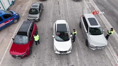 Dikkat! Trafikte gündem olan multimedya cezasında yeni karar