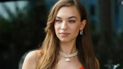 Doktor Başka Hayatta Zeren Ünver kimdir?