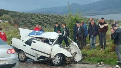 Feci kaza!  19 yaşındaki sürücü hayatını kaybetti