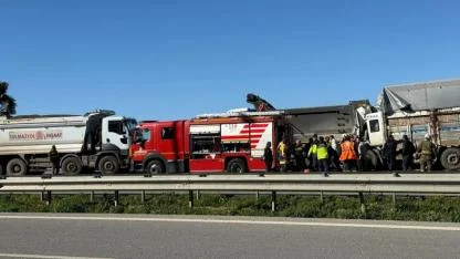 Feci kaza! Aynı istikametteki kamyonlar çarpıştı: 1 ölü
