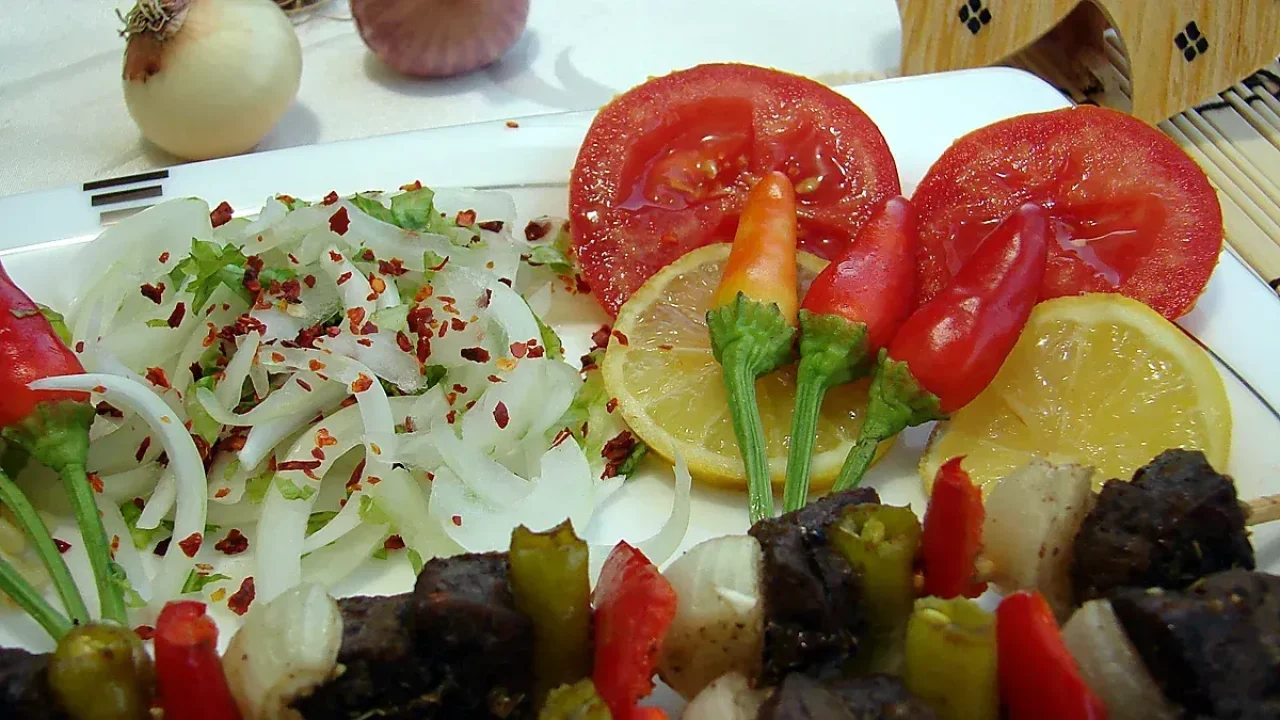 Fırında nar gibi kızaran ciğer sarma tarifi