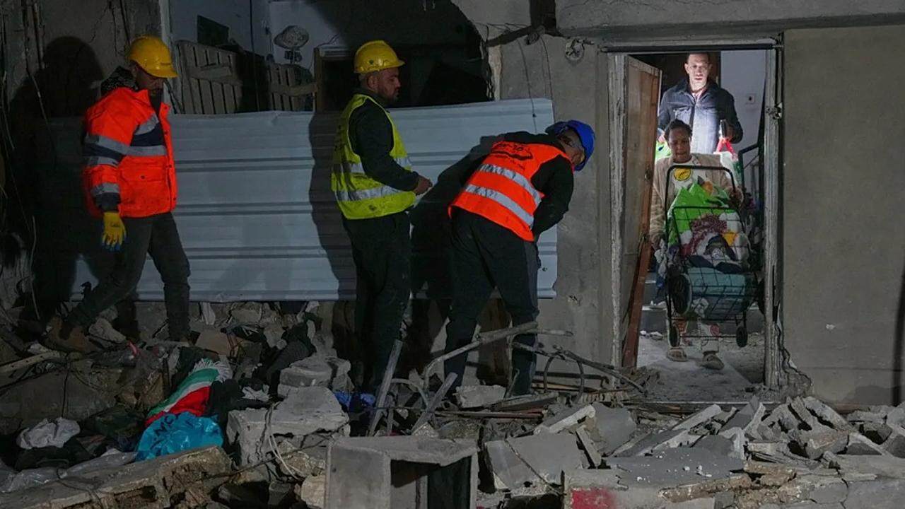 Husiler İsrail'i hedef alan ilk füze saldırısını başarıyla gerçekleştirdi