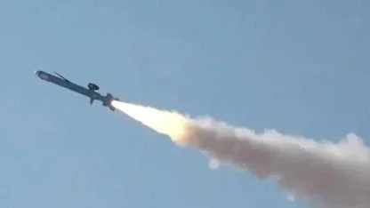 İran BAE'ye füze ile saldırdı!