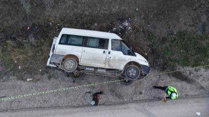 İşçi servisi kamyonla çarpıştı: 5 yaralı