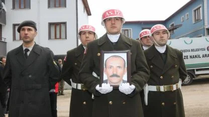 Kıbrıs gazisi son yolculuğuna uğurlandı