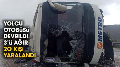 Konya'da yolcu otobüsü devrildi! 20 kişi yaralandı