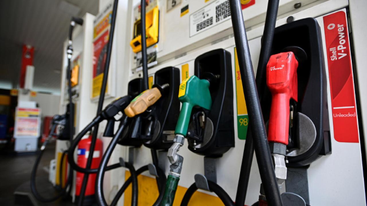 Motorine 12 lira benzine 3 lira 68 kuruş zam geliyor