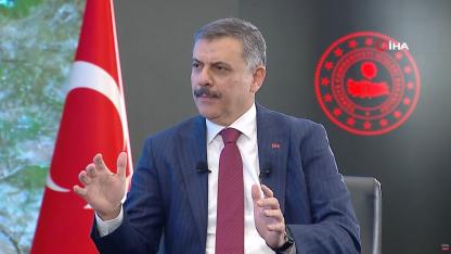 Plaka ve ekran tartışmasına son nokta : Bakan Çiftçi uyardı!