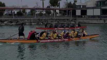 Samsun’da Dragon Boat heyecanı! Sis altında kıyasıya yarış