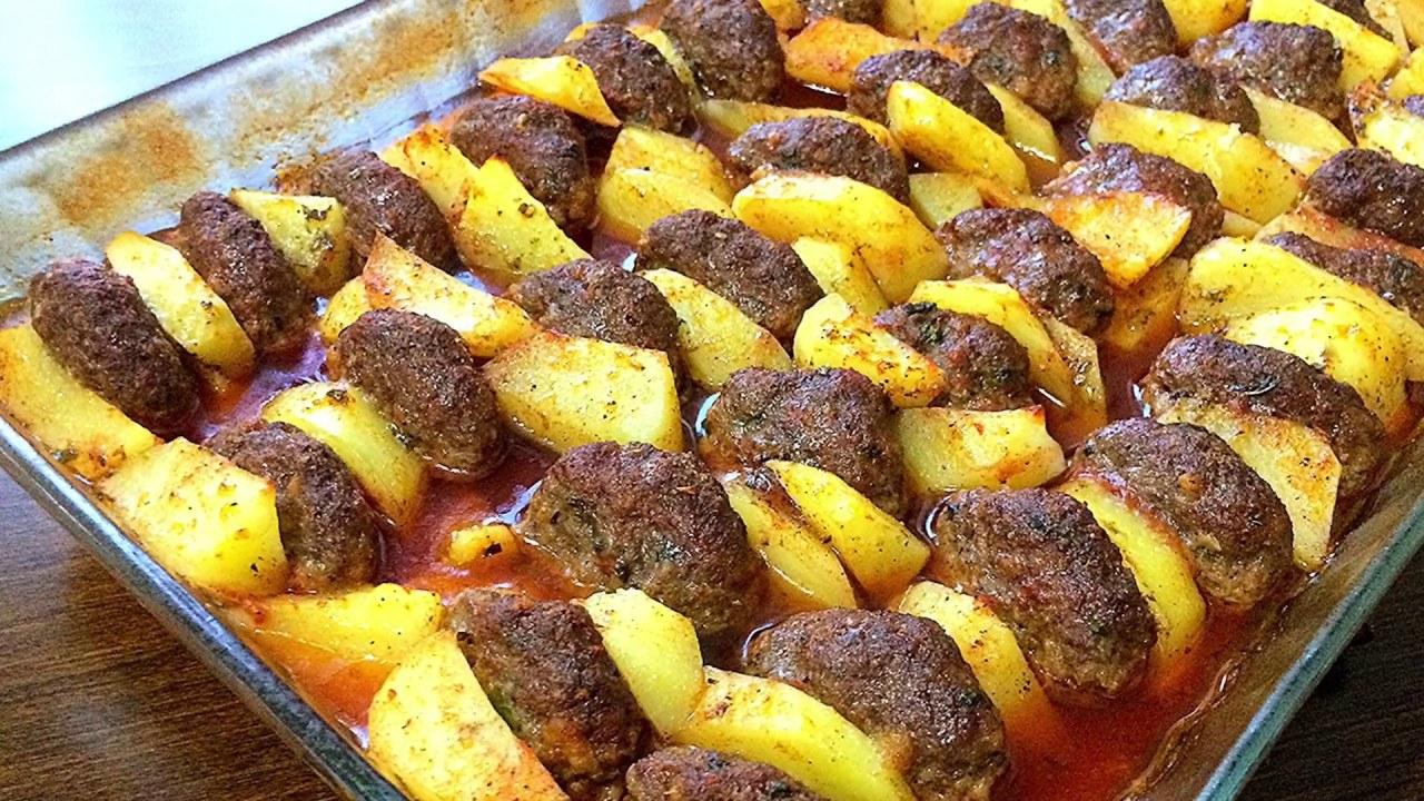 Pratik akşam yemekleri için köfte patates tarifi