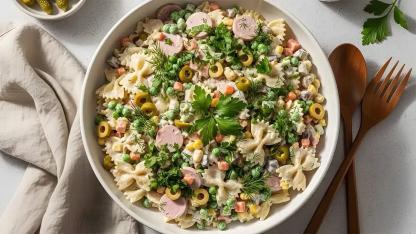 Pratik ve doyurucu makarna salatası tarifi