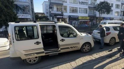 Samsun'da 2'inci hat dolmuşu kaza yaptı! Hava yastığı açıldı