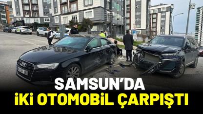 Samsun'da iki otomobil çarpıştı