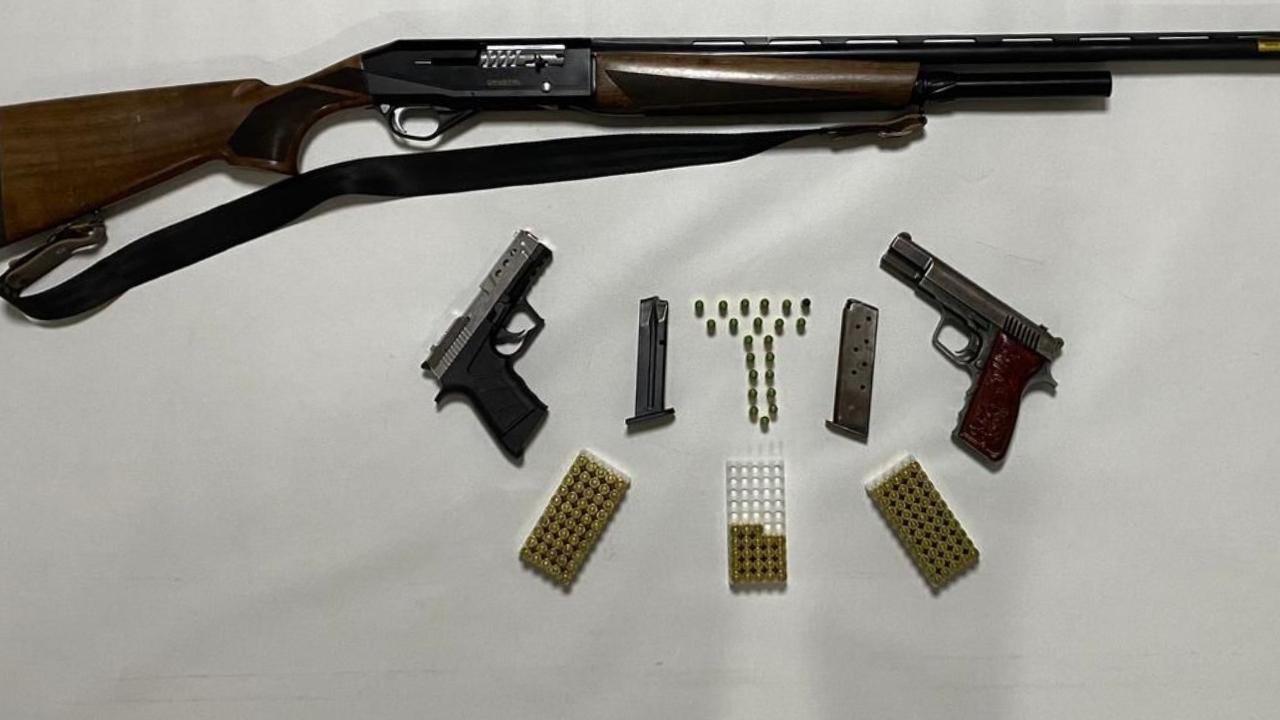 Samsun'da ruhsatsız silah ve mühimmat ele geçirildi