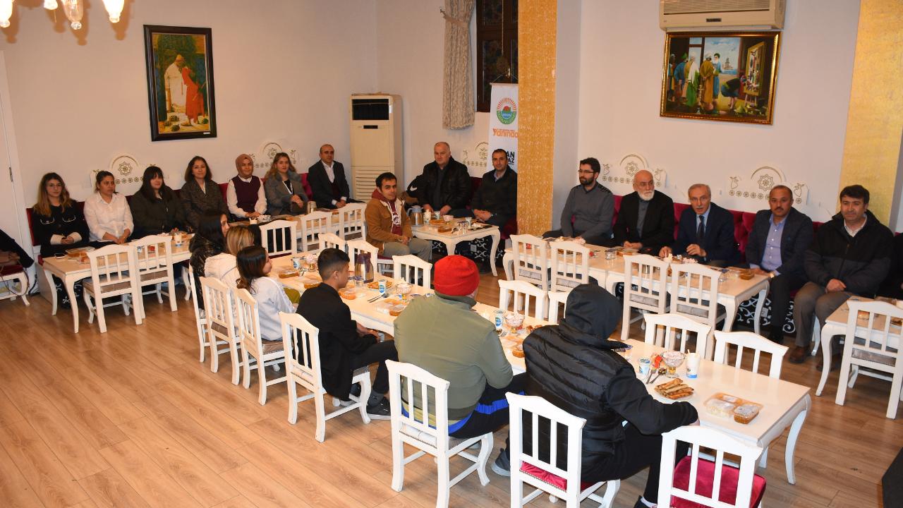 Samsun'da tedbir altındaki çocuklar iftarda buluştu