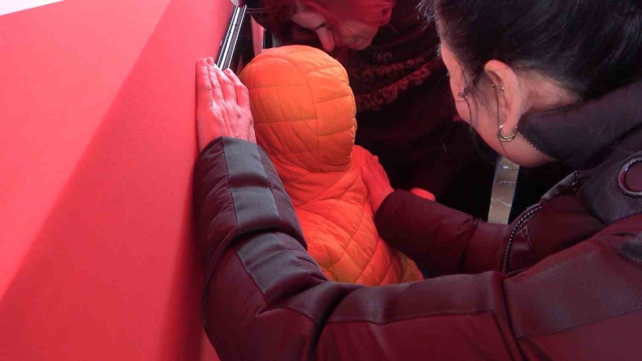 Şehit baba Serkan Ünal'a son dokunuş: Yürek yakan veda