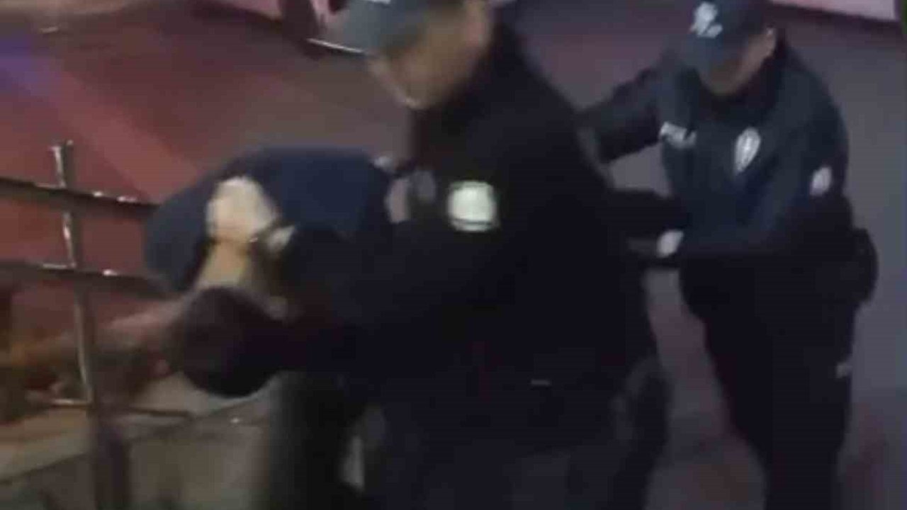 Trafikte ailenin yolunu kesen sürücüye 370 bin TL ceza