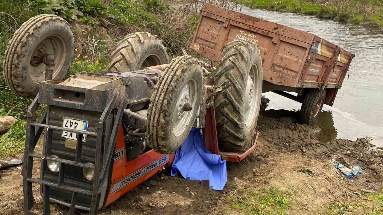 Traktörün altında kalan sürücü hayatını kaybetti