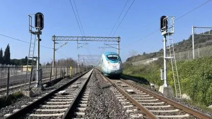 Yüksek hızlı tren can aldı!