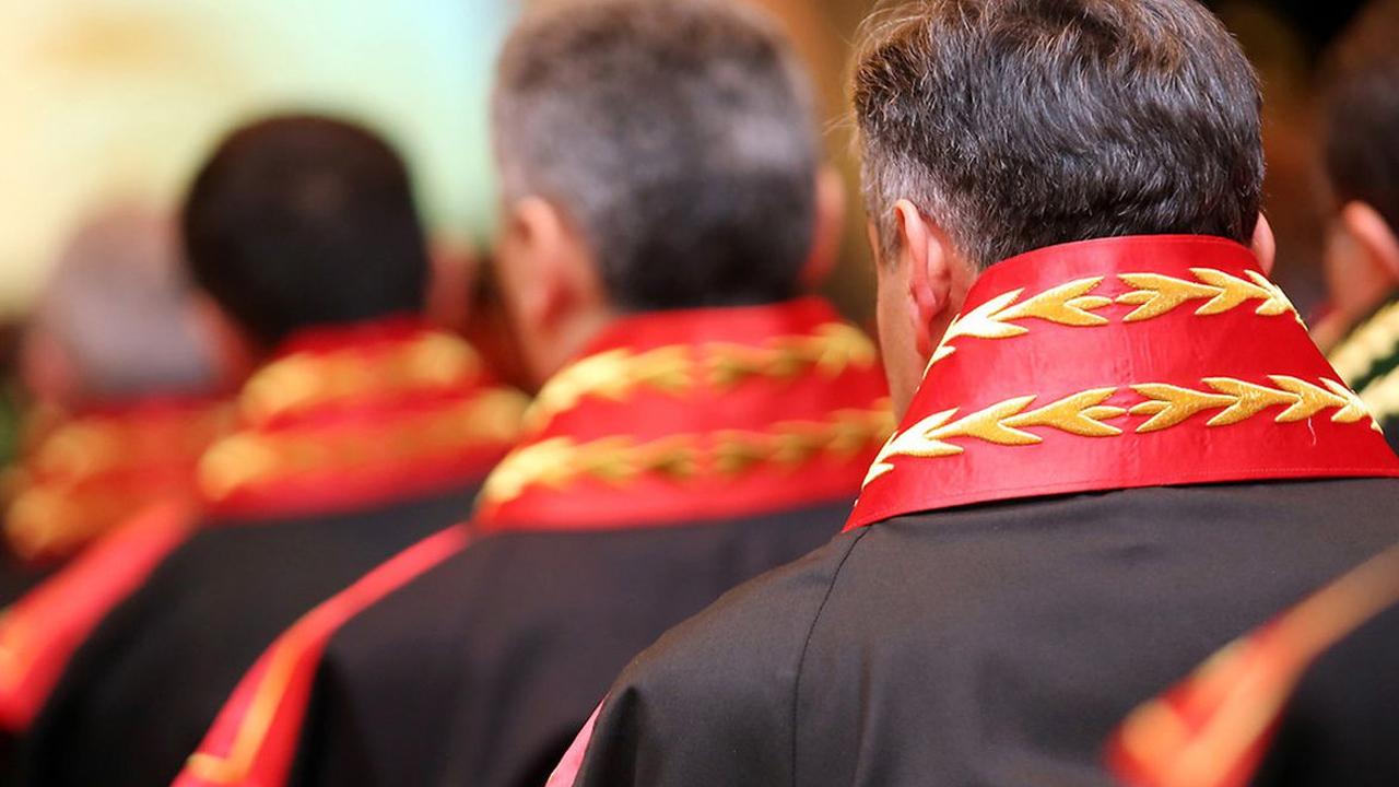 14 hakim ve savcının görev yeri değişti