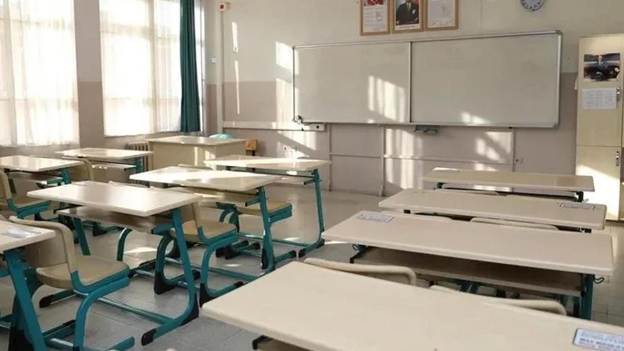 16 Nisan Perşembe yarın okullar tatil olacak mı?