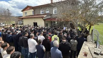 2 aylık bebeğinin boğazını keserek öldüren anne tutuklandı