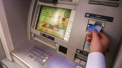 22 - 23 Nisan bankalar açık mı?