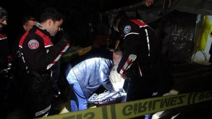 25 yaşındaki eşini göğsünden vurarak öldüren cani koca tutuklandı