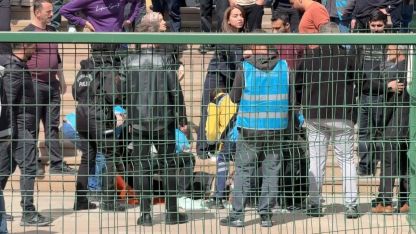 Adliyede boşanma davası kavgası: 4 yaralı