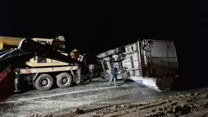 Ankara-Tokat karayolu saatlerce ulaşıma kapandı