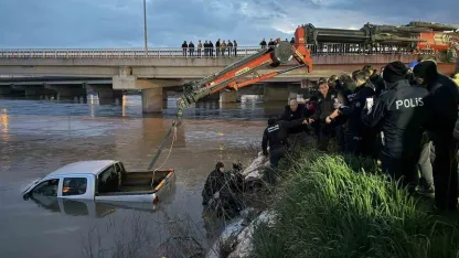 Akıntıya kapılan araçtan acı haber! Cansız bedeni bulundu