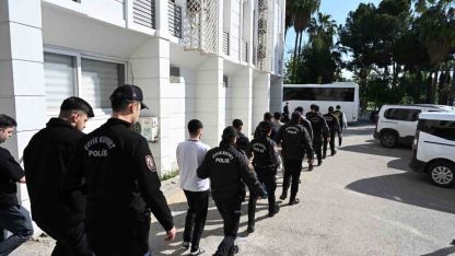 Dolandırıcılık şebekesi çökertildi: 100 milyonluk para trafiği ortaya çıktı